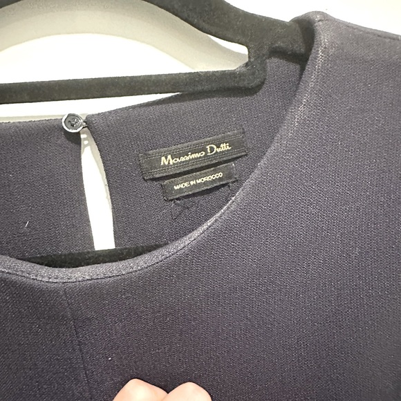 Massimo Dutti, Navy tie waste knit dress, size 10, relaxed fit, good condition - Picture 3 of 4